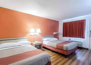 Motel 6 Modesto CA hotel thumbnail 4