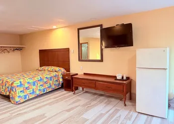Aloha Inn McAllen Airport near Medical center Tx hotel thumbnail 5