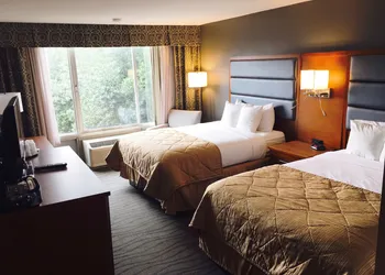 Wyndham Garden Greensboro hotel thumbnail 6