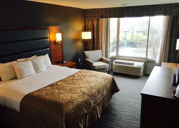 Wyndham Garden Greensboro hotel thumbnail 7