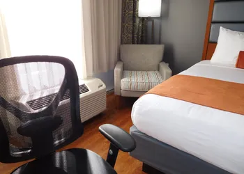 Wyndham Garden Greensboro hotel thumbnail 8