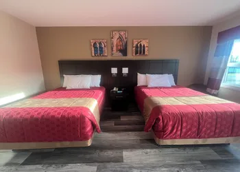 Colonial House Motor Inn hotel thumbnail 2
