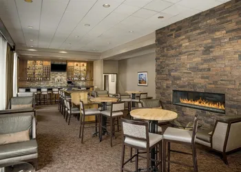 DoubleTree by Hilton Hotel Flagstaff hotel thumbnail 2