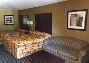 Executive Inn & Suites hotel thumbnail 2
