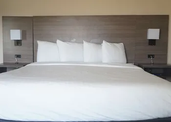 Best Western Lubbock West Inn & Suites hotel thumbnail 5