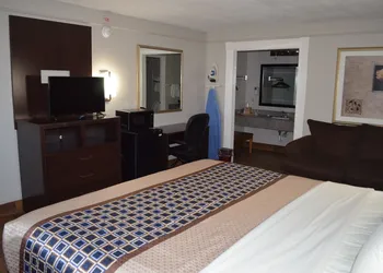 Hill Country Inn Marble Falls hotel thumbnail 4