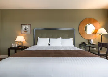 The Glen Club hotel thumbnail 6