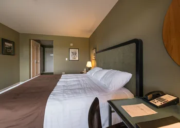 The Glen Club hotel thumbnail 7