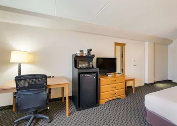 Best Western Riverfront Inn hotel thumbnail 6
