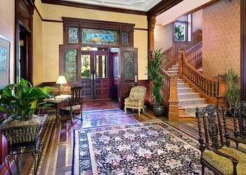 Wentworth Mansion hotel thumbnail 3