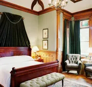 Wentworth Mansion hotel detail image 4