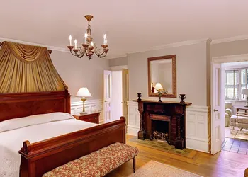 Wentworth Mansion hotel thumbnail 5