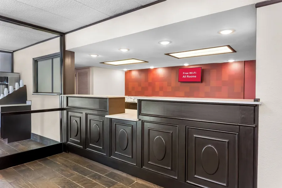 Red Roof Inn PLUS+ Chicago - Hoffman Estates hotel detail image 2