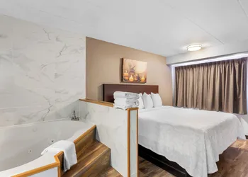 Red Roof Inn PLUS+ Chicago - Hoffman Estates hotel thumbnail 6