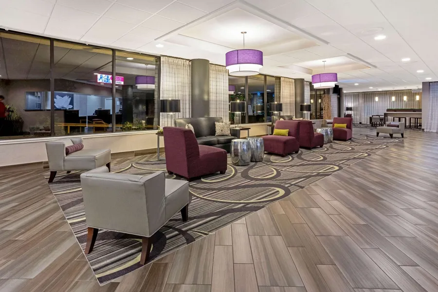 La Quinta Inn & Suites by Wyndham Tacoma - Seattle hotel detail image 2