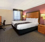 La Quinta Inn & Suites by Wyndham Tacoma - Seattle hotel detail image 4
