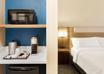 Holiday Inn Express Hotel & Suites Columbus SW-Grove City by IHG hotel thumbnail 8