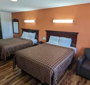 Hillcrest Inn & Suites hotel detail image 3