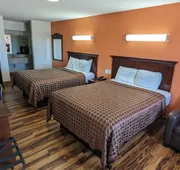 Hillcrest Inn & Suites hotel detail image 4