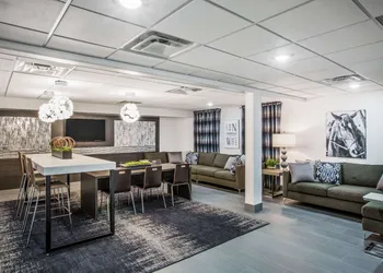 Wingate by Wyndham Louisville Fair and Expo hotel thumbnail 5