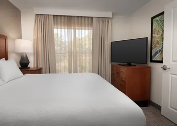 Residence Inn by Marriott Fayetteville Cross Creek hotel thumbnail 6