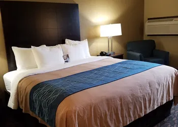Comfort Inn & Suites Ashland hotel thumbnail 5