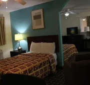 American Inn and Suites hotel detail image 7