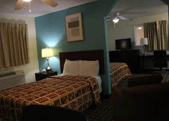 American Inn and Suites hotel thumbnail 7
