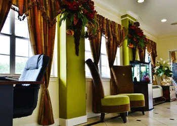 Scottish Inns and Suites Alvin hotel thumbnail 4