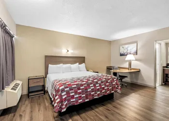 Red Roof Inn Washington, DC hotel thumbnail 7