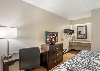 Red Roof Inn Danville, PA hotel thumbnail 8