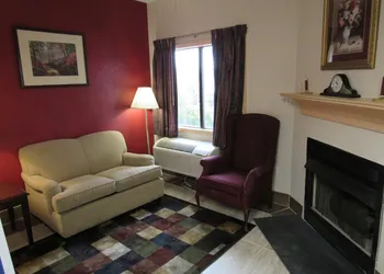 Econo Lodge Carlisle Central hotel thumbnail 7