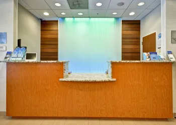 Fairfield Inn & Suites by Marriott Atlanta Vinings/Galleria hotel thumbnail 3