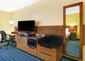 Fairfield Inn & Suites by Marriott Atlanta Vinings/Galleria hotel thumbnail 8