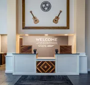 Hampton Inn & Suites Nashville-Vanderbilt-Elliston Place hotel detail image 4