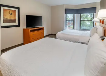 Hampton Inn & Suites Nashville-Vanderbilt-Elliston Place hotel thumbnail 7