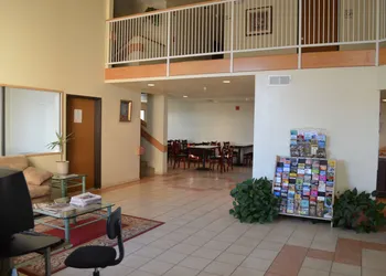 Days Inn by Wyndham Holbrook hotel thumbnail 2