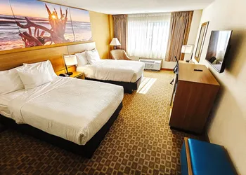 Days Inn by Wyndham Sherman hotel thumbnail 4