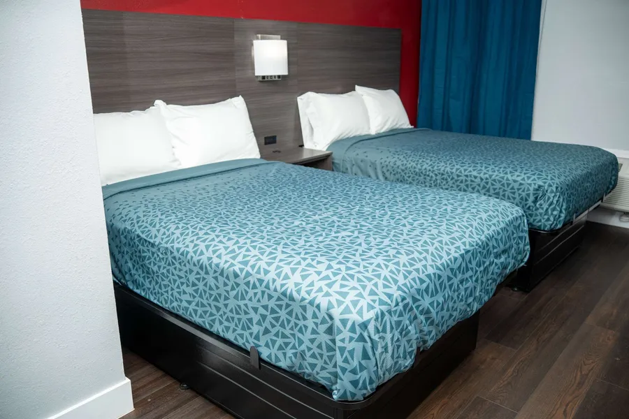 Econo Lodge Clarks Summit - Scranton hotel detail image 6