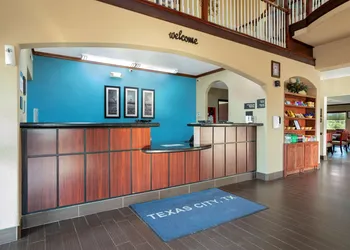 Best Western Texas City hotel thumbnail 3