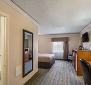 Quality Inn & Suites Kansas City - Independence I-70 East hotel detail image 7