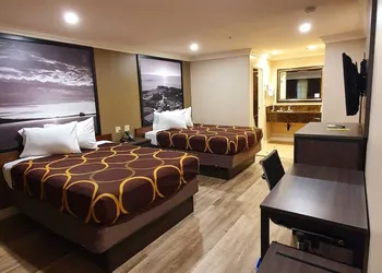 Super 8 by Wyndham Cypress Buena Park Area hotel thumbnail 6