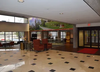 Gateway Hotel and Conference Center at Iowa State University hotel thumbnail 4