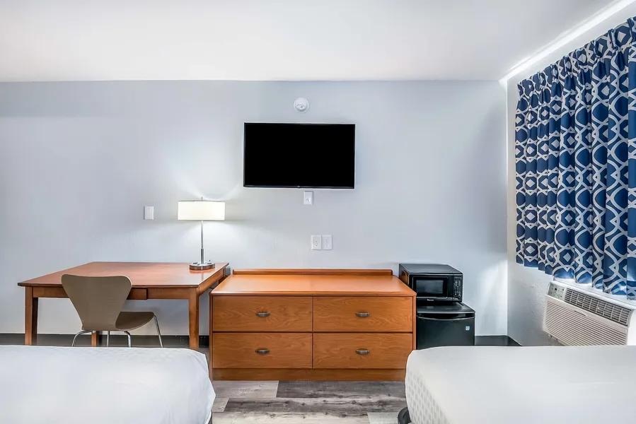 Americas Best Value Inn East Peoria hotel detail image 6