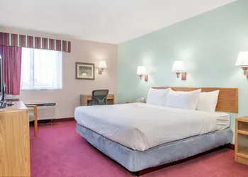 Americas Best Value Inn Cedar City hotel thumbnail 7