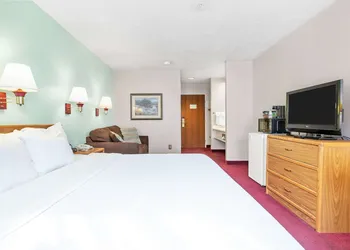 Americas Best Value Inn Cedar City hotel thumbnail 8