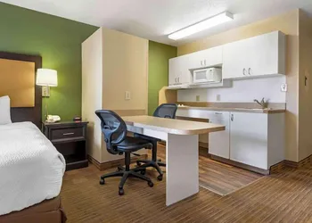 Studio 6 Corporate Extended Stay Rochester Henrietta NY hotel thumbnail 3