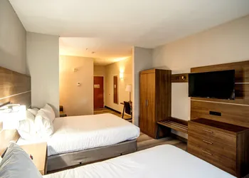 Holiday Inn Express La Plata by IHG hotel thumbnail 5