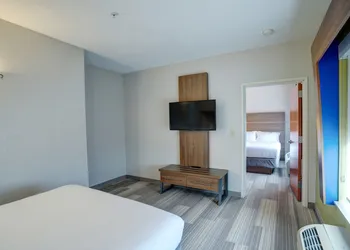 Holiday Inn Express La Plata by IHG hotel thumbnail 7