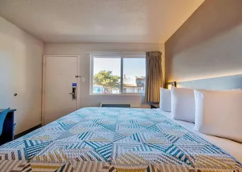 Motel 6 Santa Fe hotel thumbnail 5